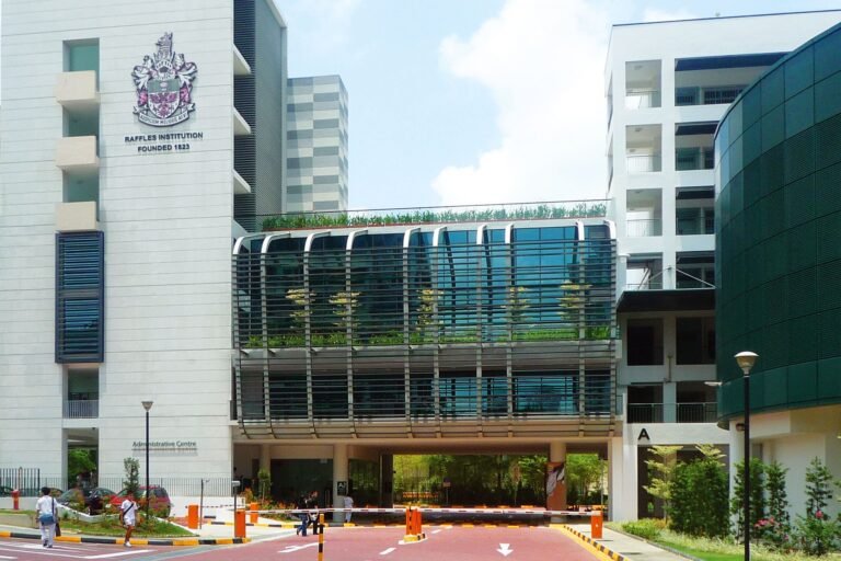 Hwa Chong Institution: A Complete History, Education, Academic Programmes, Culture and Legacy