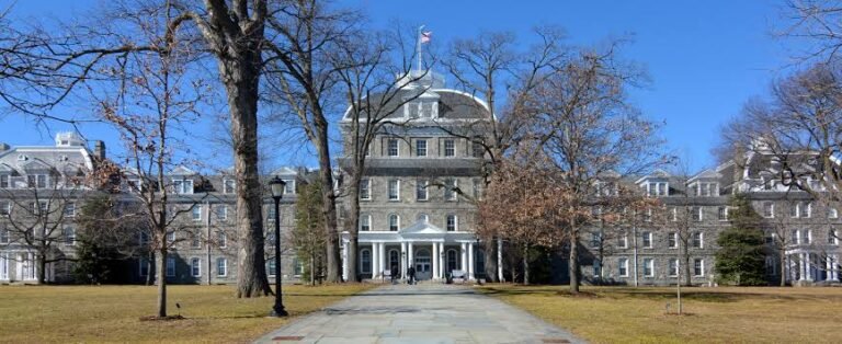 Swarthmore College: A Complete History, Academic Guide, Campus Life, Admissions, and Legacy